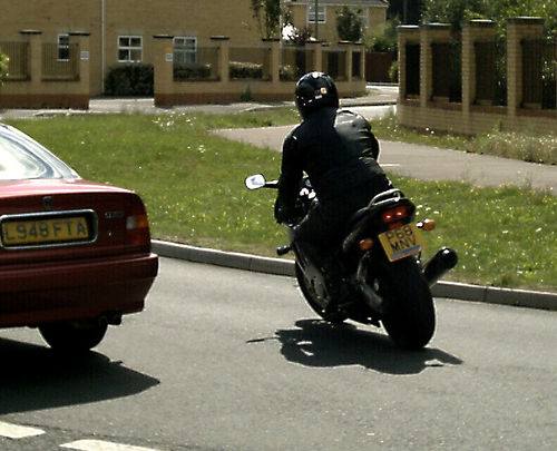 motorcyclists-with-helmet